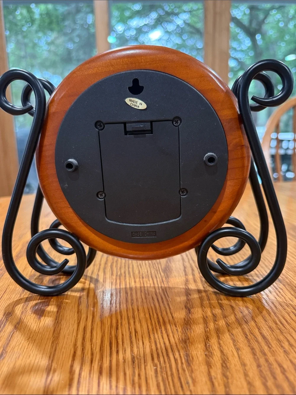 Classic Brown Wood & Black Metal Table Clock - Home Wall Decor